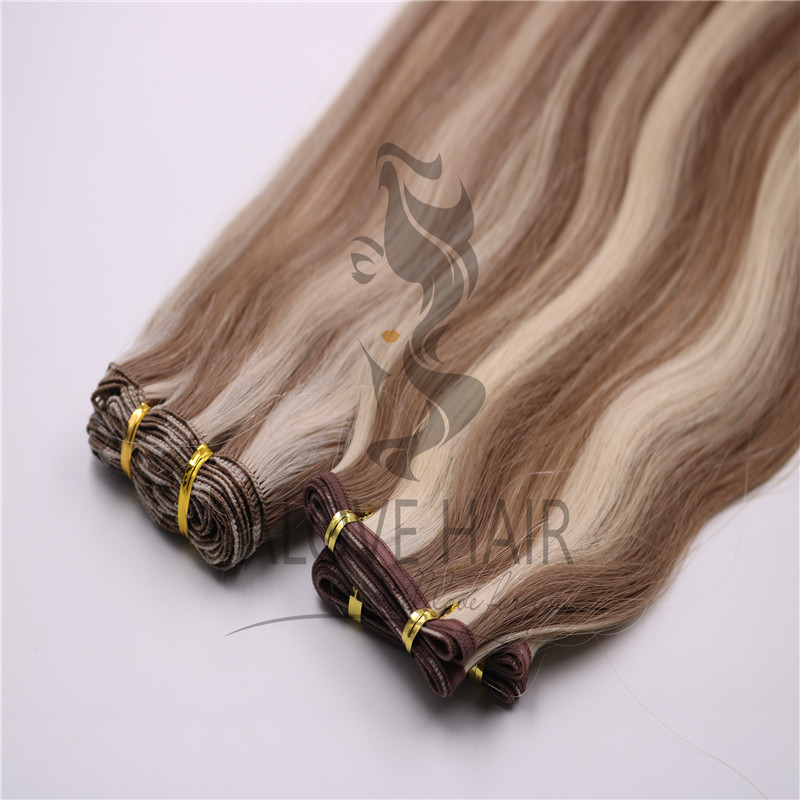 hand-tied-extensions-vs-flat-wefts-extensions.jpg